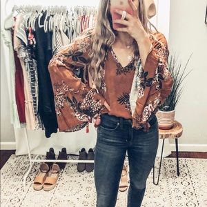Long sleeve boho shirt.